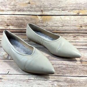 Country Road Womens Light Gray Leather Pointed Toe Flat Minimalist Shoes 9